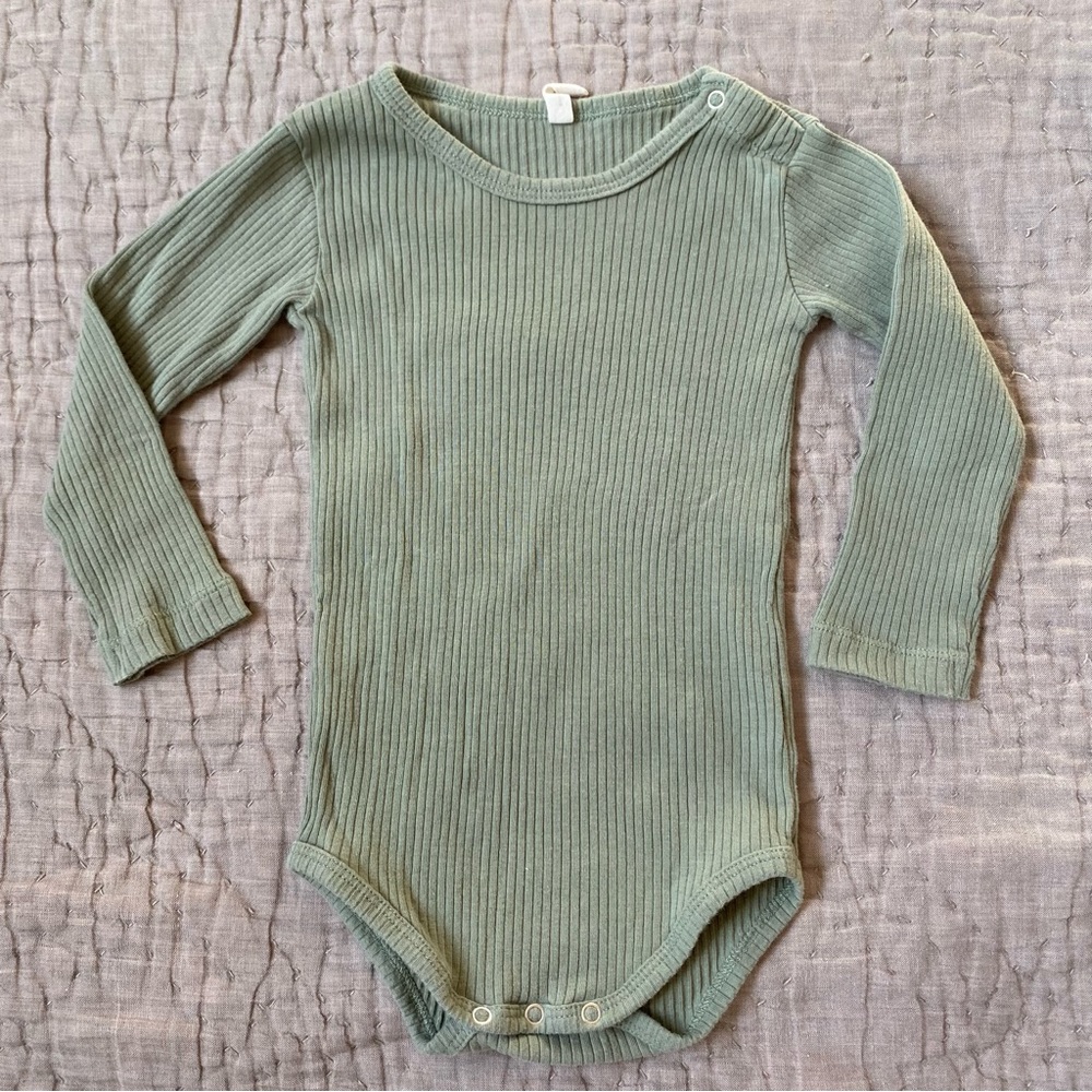 Quincy Mae Moss Ribbed Long Sleeve Onesie